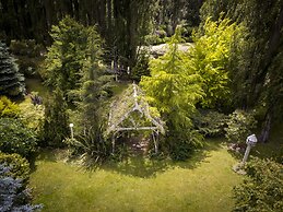 Magical Lucindale - 4 Bedroom House