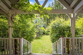 Magical Lucindale - 4 Bedroom House