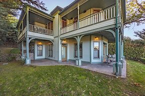 Roe Parker House 2 Bedroom Home by RedAwning