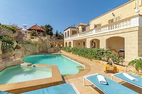 Villa & Pool 1 Mellieha Bay Retreat
