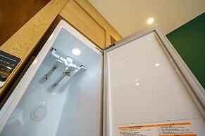 Brown Dot Hotel Gyeongju