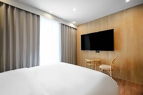 Brown Dot Hotel Gyeongju