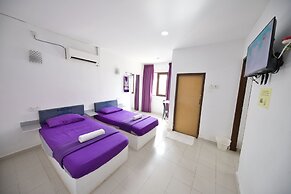 OYO 90908 Noor Arfa River Chalet