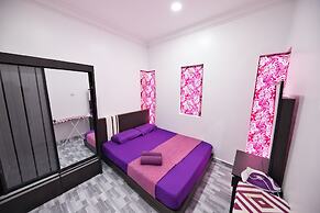 OYO 90908 Noor Arfa River Chalet