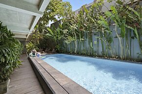 Balissimo Apartment by Hombali
