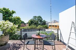 Balissimo Apartment by Hombali