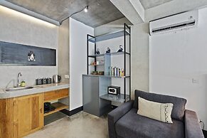 Balissimo Apartment by Hombali