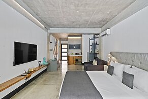 Balissimo Apartment by Hombali
