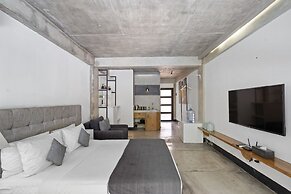 Balissimo Apartment by Hombali