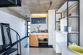 Balissimo Apartment by Hombali