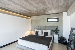 Balissimo Apartment by Hombali