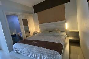 Capital O 93450 Hotel D'lala