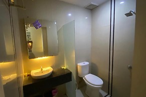 Capital O 93450 Hotel D'lala