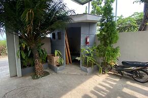 Capital O 93450 Hotel D'lala