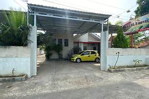 Capital O 93450 Hotel D'lala