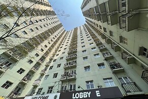 OYO 93424 Apartemen The Suite Metro By Salman