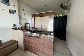 OYO 93424 Apartemen The Suite Metro By Salman