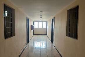 OYO 93424 Apartemen The Suite Metro By Salman