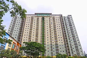 OYO 93439 The Suites Metro Apartment By Interindo