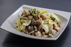 MIYAZAKI MANGO HOTEL