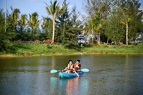 Emerald Ho Tram Resort