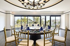 Emerald Ho Tram Resort