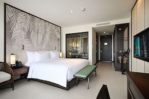 Emerald Ho Tram Resort