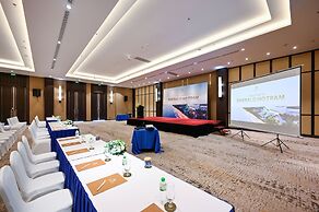 Emerald Ho Tram Resort