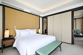 Emerald Ho Tram Resort