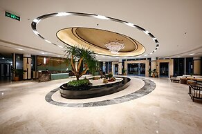 Emerald Ho Tram Resort