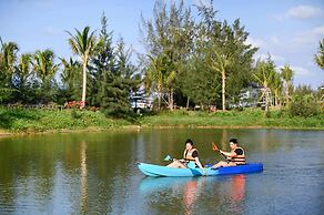 Emerald Ho Tram Resort