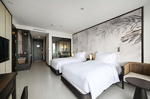 Emerald Ho Tram Resort