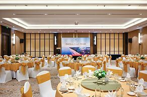 Emerald Ho Tram Resort