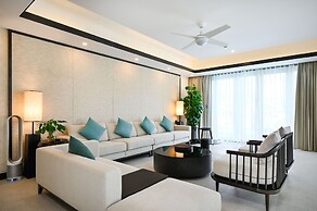 Emerald Ho Tram Resort