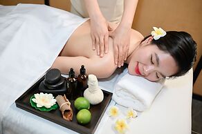 Emerald Ho Tram Resort