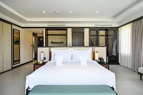 Emerald Ho Tram Resort