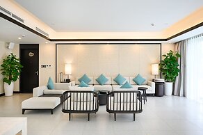 Emerald Ho Tram Resort