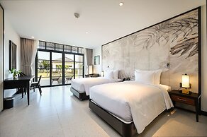 Emerald Ho Tram Resort