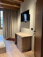 Faces & Places Boutique Hotel