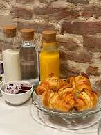 Faces & Places Boutique Hotel