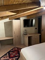 Faces & Places Boutique Hotel