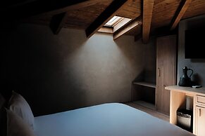 Faces & Places Boutique Hotel