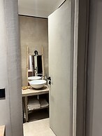 Faces & Places Boutique Hotel