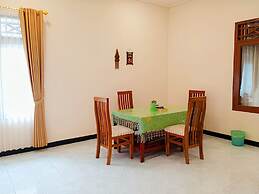 Penginapan Prambanan TRISAN