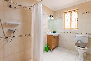 Villa & Pool 4 Mellieha Bay Retreat