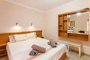 Villa & Pool 4 Mellieha Bay Retreat