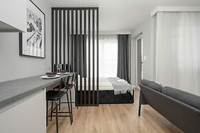 Elegant Studio Free Garage by Renters