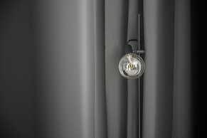 Elegant Studio Free Garage by Renters