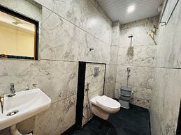 Hotel Shree Krishnam