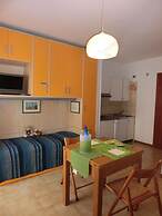 Essential Studio Apartment Near the Beach